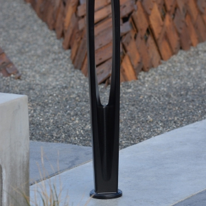 needle-bollard-pc-e